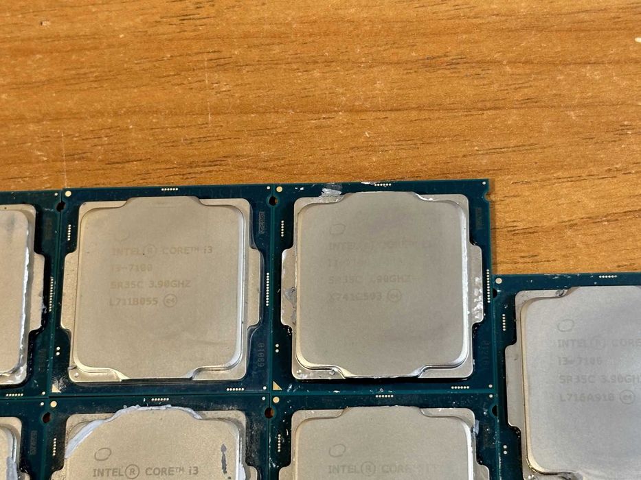Процесор Intel Core i3-7100 / s1151