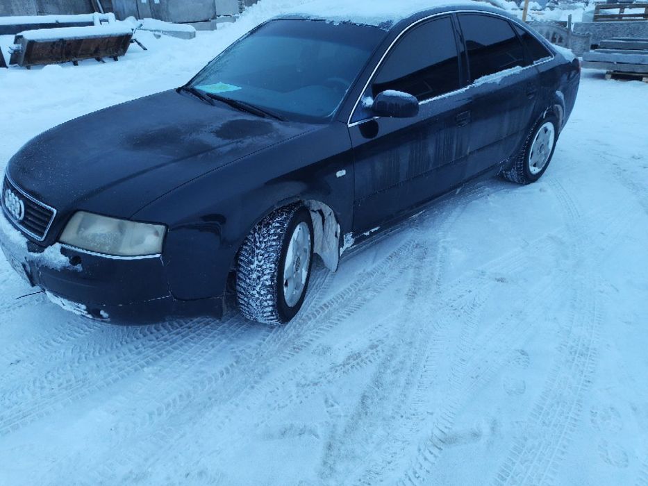 Audi a6c5 автомобіль