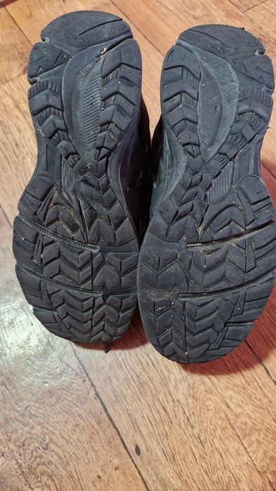 Зимние кросовки ASICS, рр.39,5