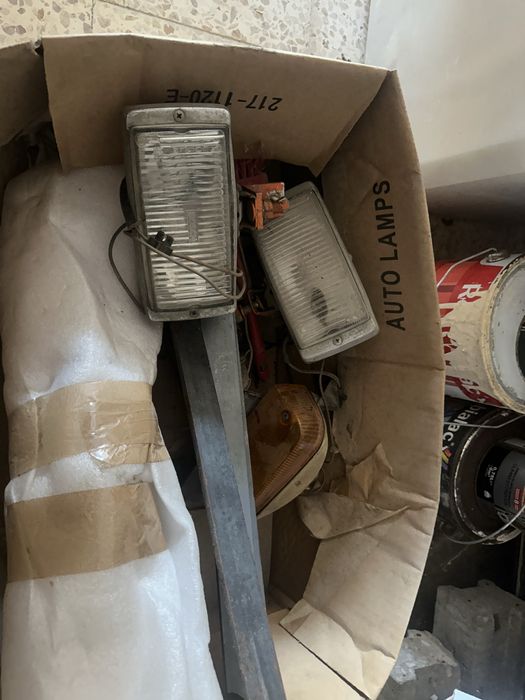 Farois Ford Capri mk2 para restaurar e mais algumas peças