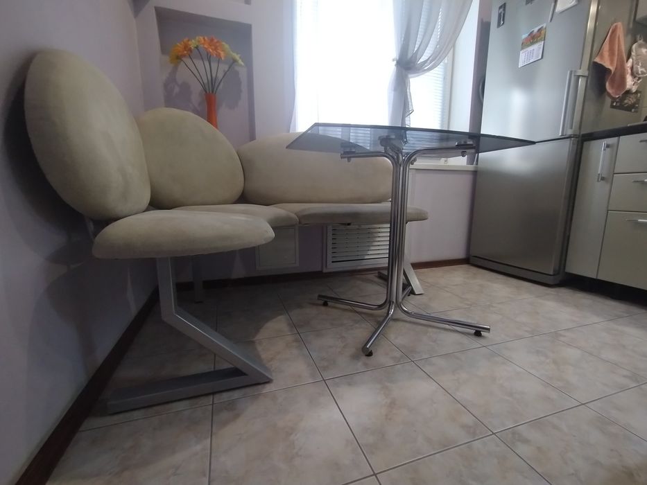 Продам 1- ком.кв-ру с кап.ремонтом,на Песках