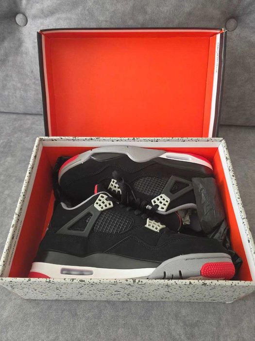 Kultowe Air Jordan 4 Retro „Bred” Rozmiar 43