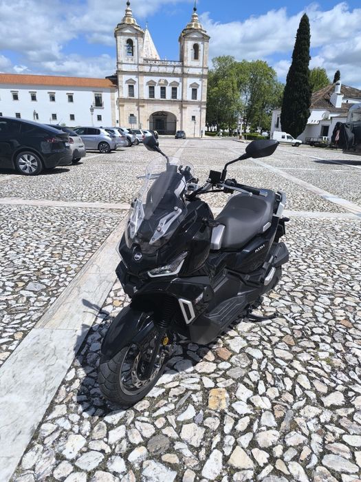 Vendo sym 125 adx com pouco uso