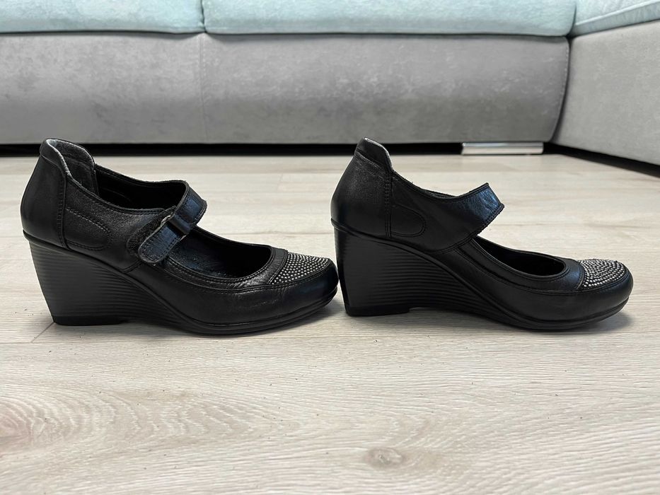 Взуття для весни-осені