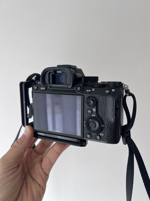 Sony A7III como nova