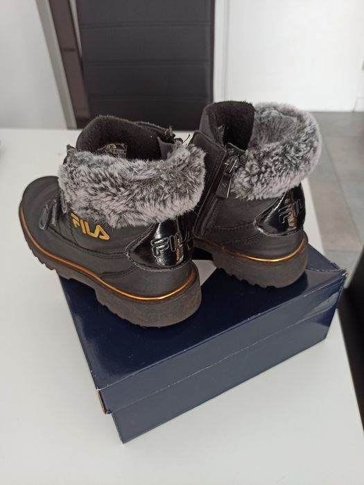 Buty zimowe dziewczynka 34  Fila