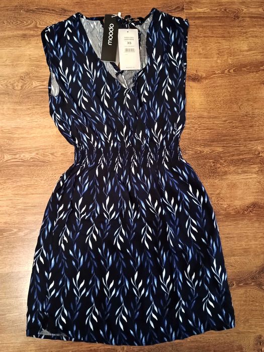 Sukienka letnia nowa z metką moodo rozmiar XS