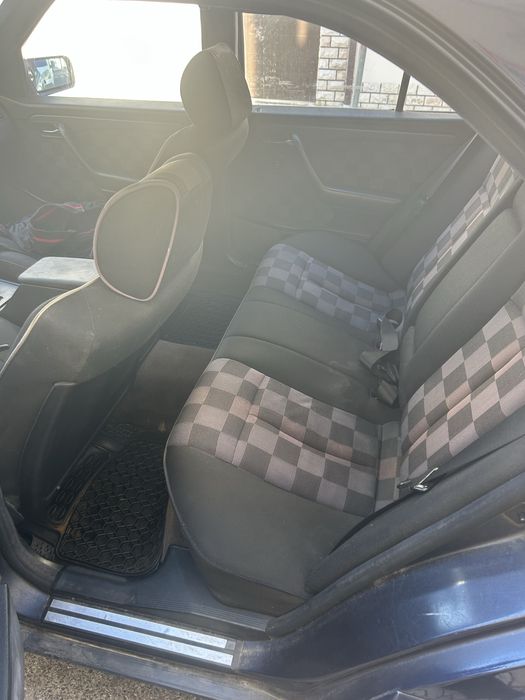Mercedes Benz c250td — photo 5