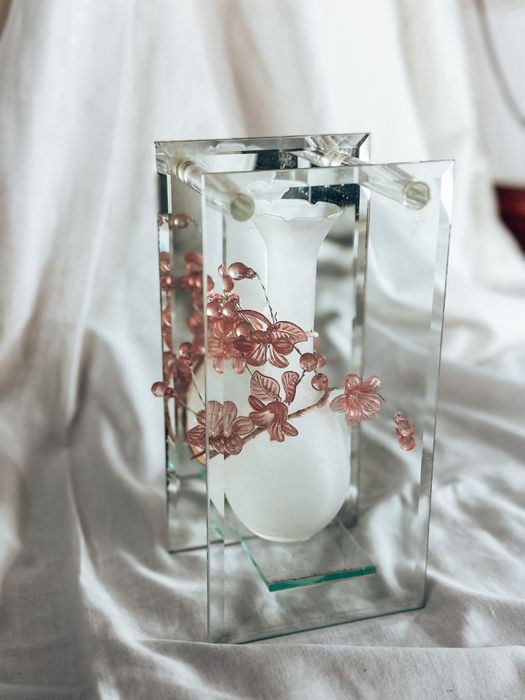 Small Glass Jar442632459152281601