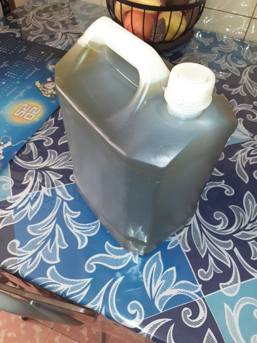 Vende-se Azeite fino.