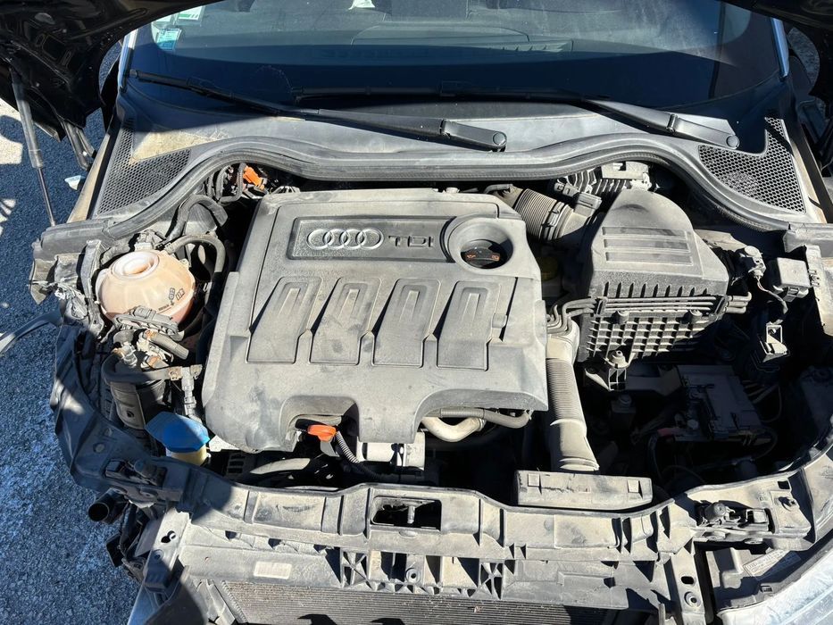 Peças Audi A1 1.6 TDI do ano 2012