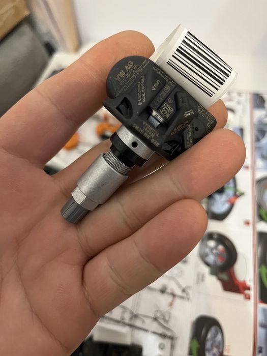 95C907275 VW Датчики тиску шин  VAG/Porsche 95C907255