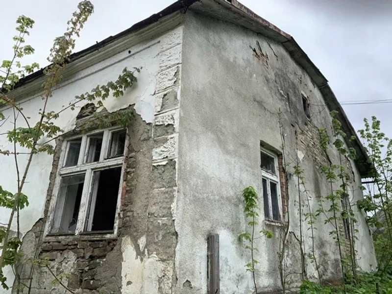 ПРОДАЖ - Нежитлове приміщення, загальною площею 169,7 кв.м. с. Ізки