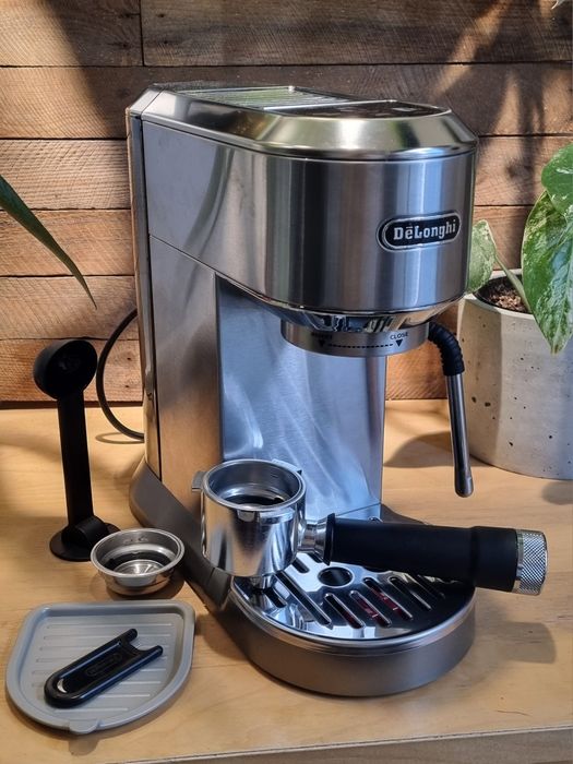 DELONGHI Dedica Duo EC890.M (Cold Brew)