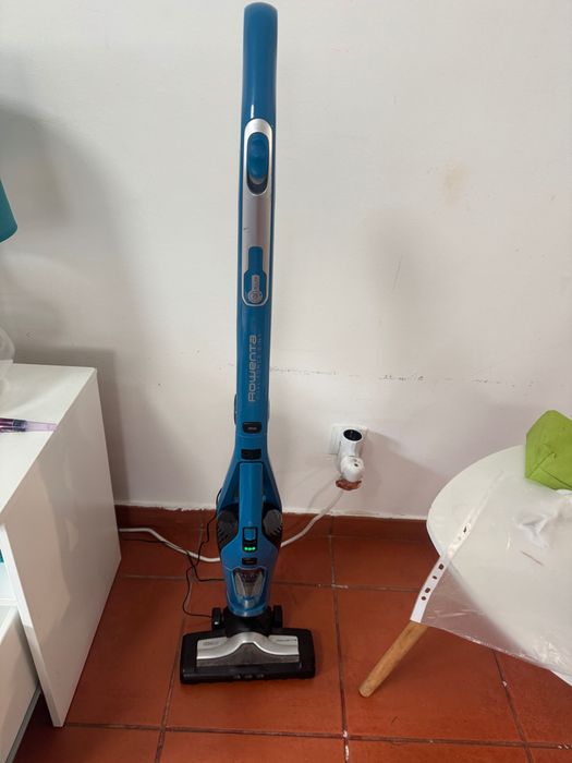 Aspirador Rowenta Dual Force 2 em 1