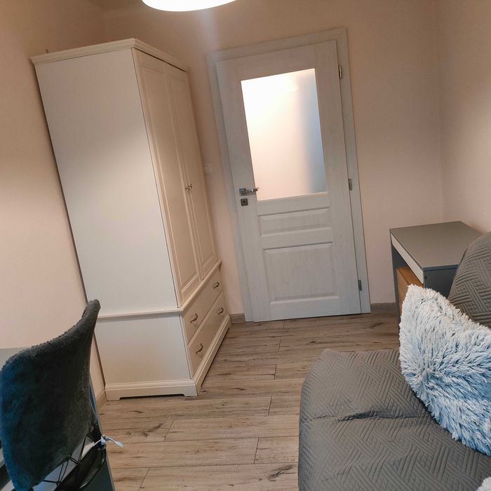 Sprzedam 3-pokojowe mieszkanie w Łowiczu, 58,6 m2 Os. Broniewskiego