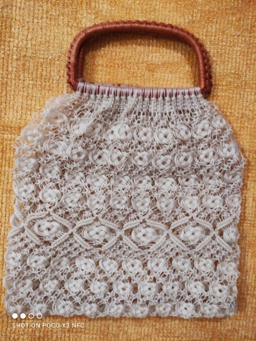 malas - tricot cinzenta, branca e em bombazina bege