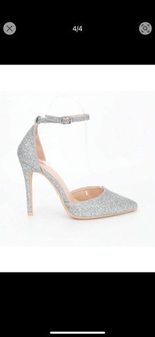 Szpilki srebrne rozmiar 38 za grosze