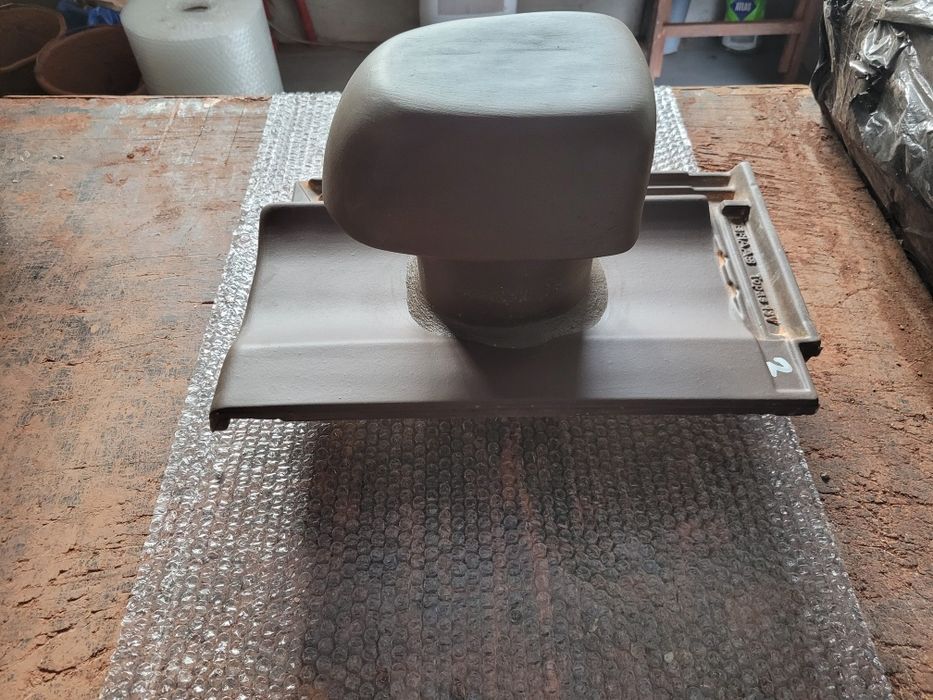 Kominek wentylacyjny do dachówki Meyer  Holsen  Erlus Nelskamp