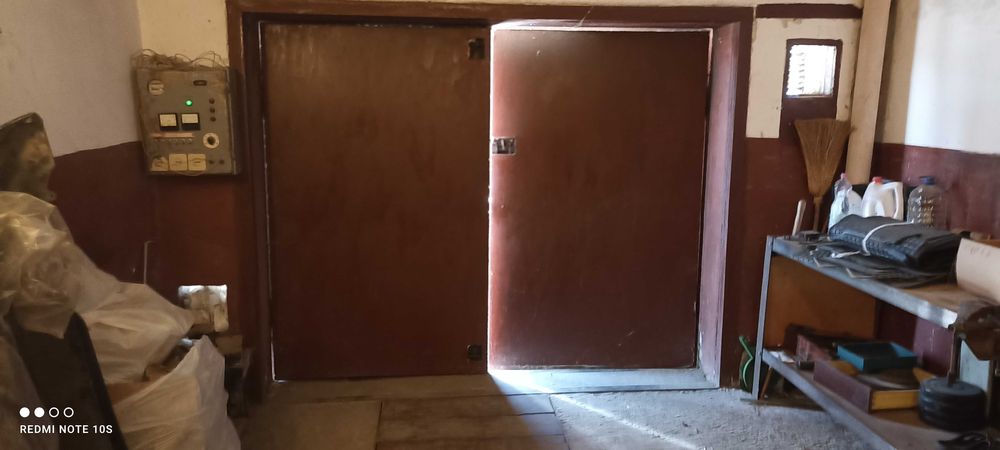 Капітальний гараж в кооперативі лада