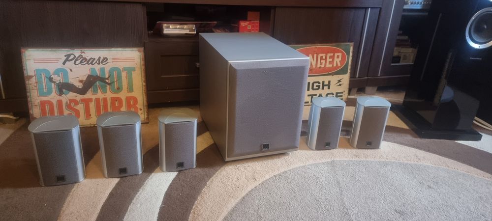 Solidne metalowe Dali 5.1 Elegance 01 plus Sub Dali Trio AW8 Aktywny P