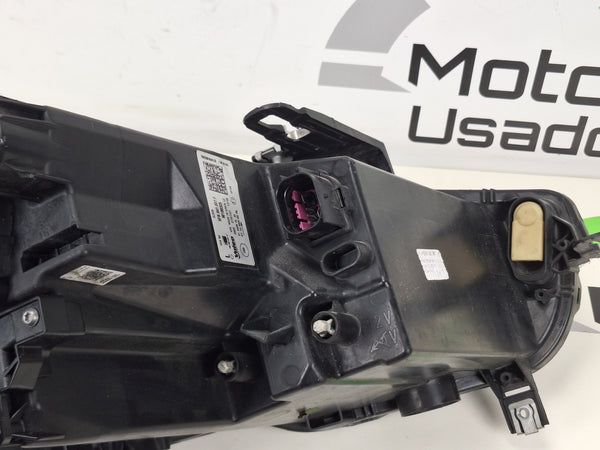 Farol Dianteiro Esquerdo Seat Leon IV