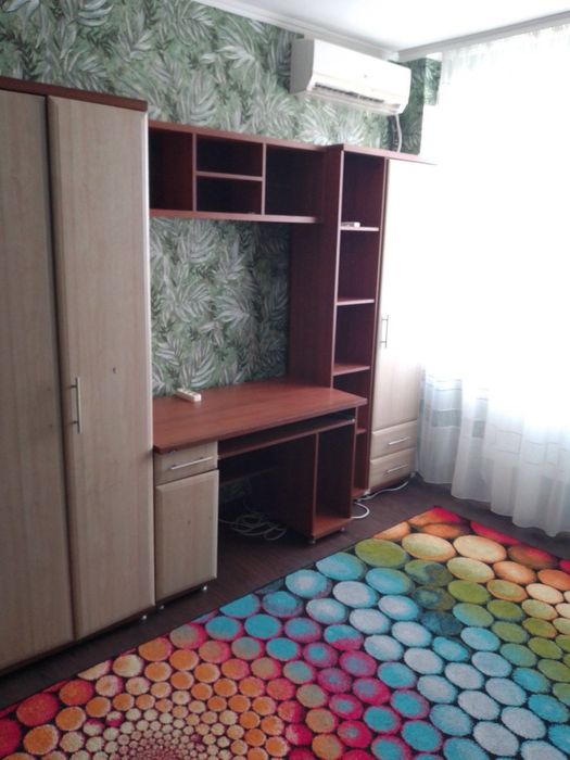 Продам кв.- 2 ком. 71м2, ул Пономарева 6 г.Коцюбинское Академгородок