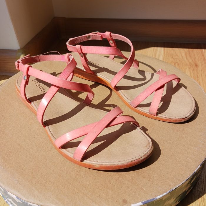 Sandały różowe rozm. 37