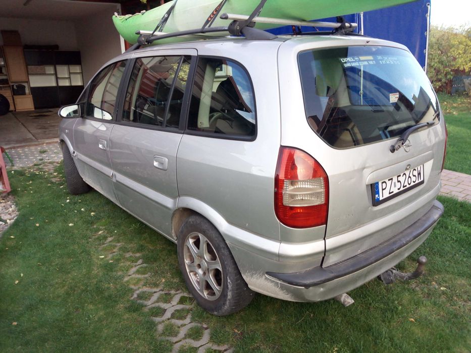 Opel Zafira 2004 2.2 DTI