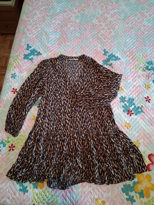 Vestido Zara em bom estado.