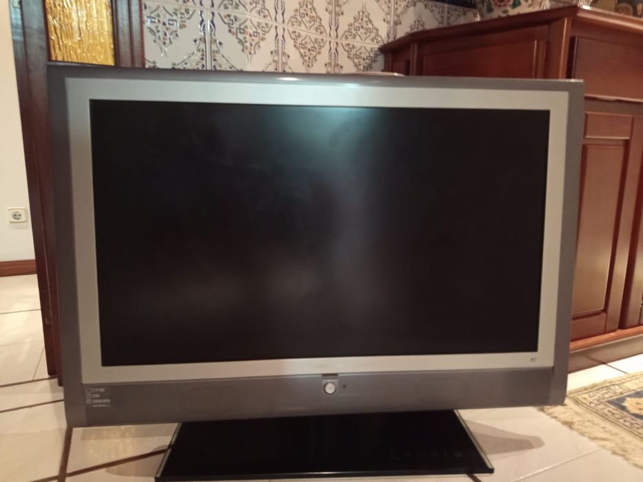 Vendo TV, que tem uma arranque de display lento...