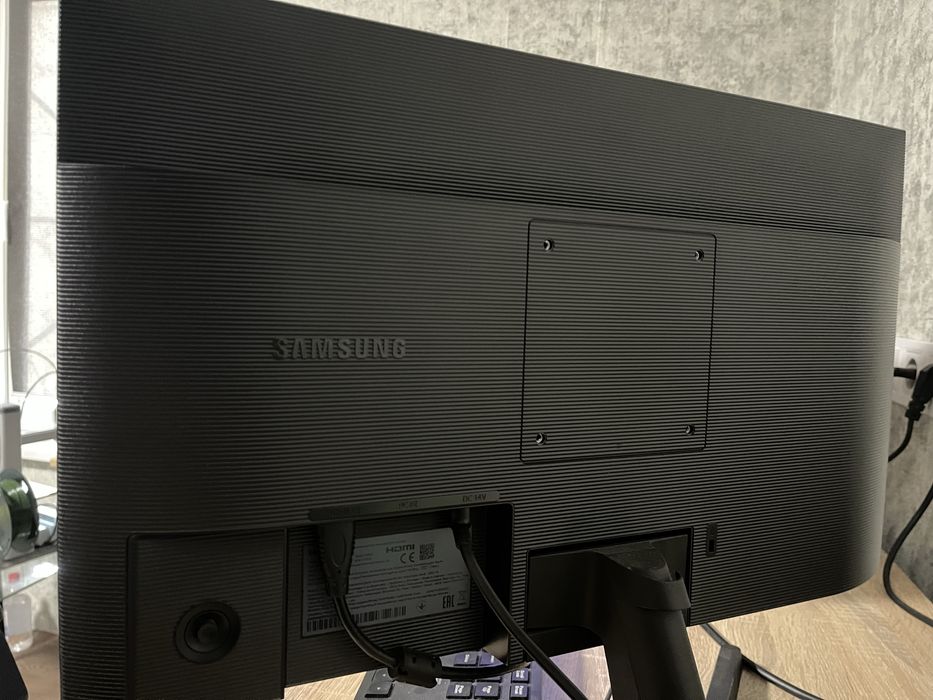 Монітор Samsung S24C310EA