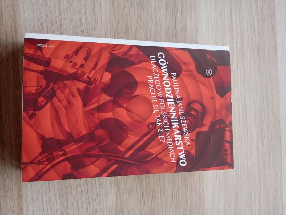 Gównodziennikarstwo. Dlaczego w polskich mediach pracuje się tak źle