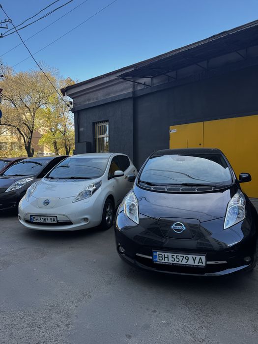 Авто под выплату Nissan leaf