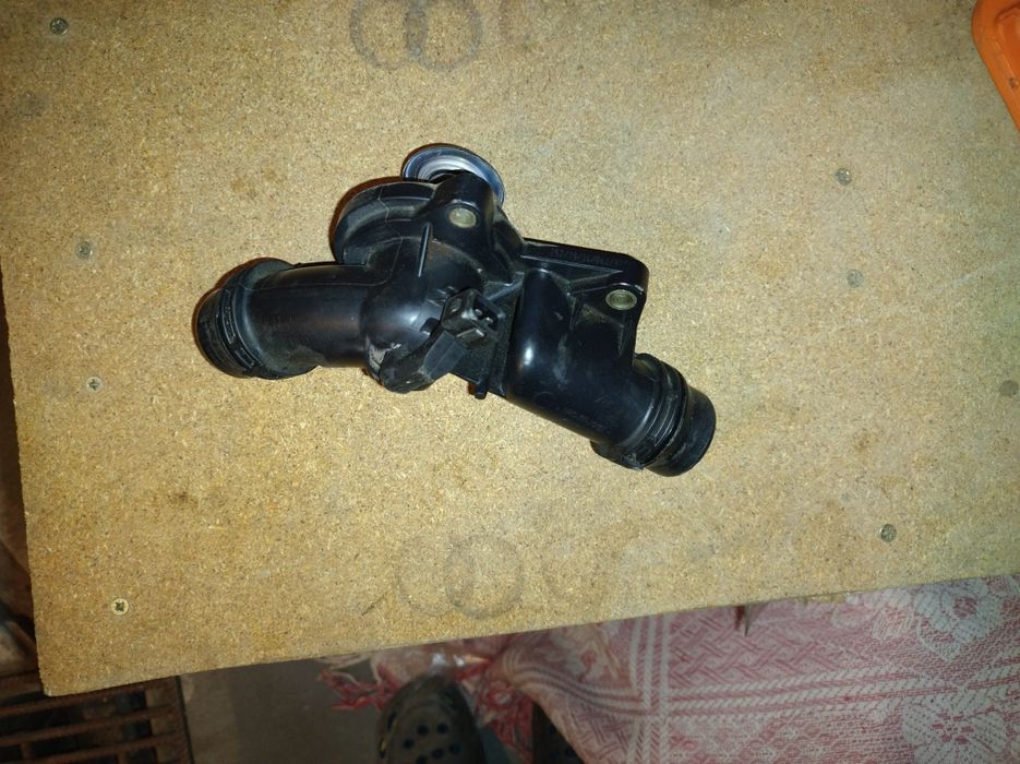 Termostat E46 320i m52