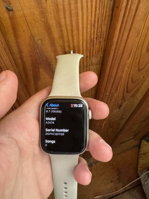 Apple Watch Series 7, 45 мм gps silver оригінал батарея 93%