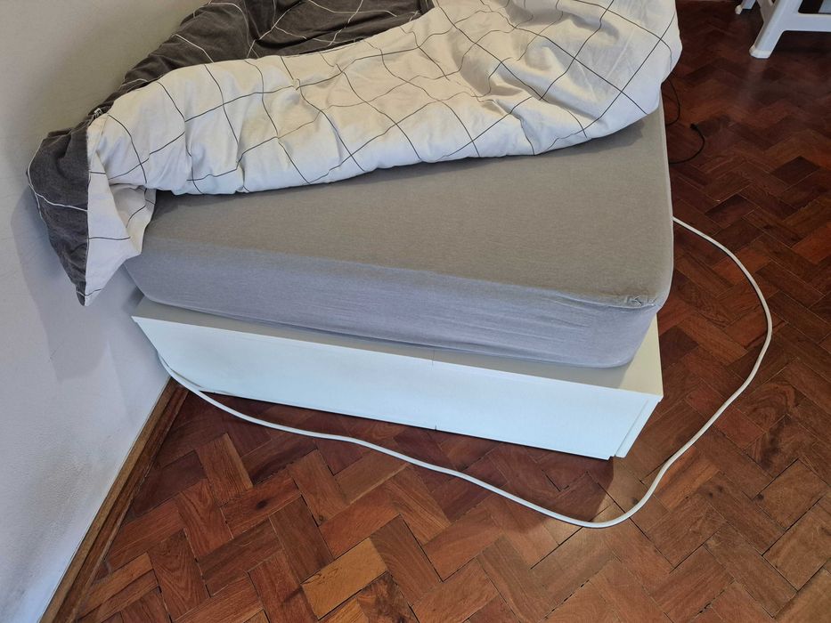 Cama solteiro com 3 gavetas e colchão SOMENTE EM DINHEIRO