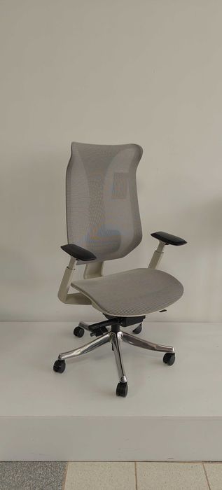 Fotel biurowy, ergonomiczny, regulowany, krzesło do biura, biurka FOCUS | WYPRZEDAŻ EKSPOZYCJI