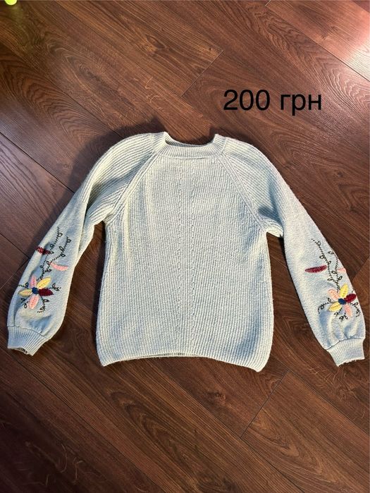 Блуза в гарному стані,розмір м-л