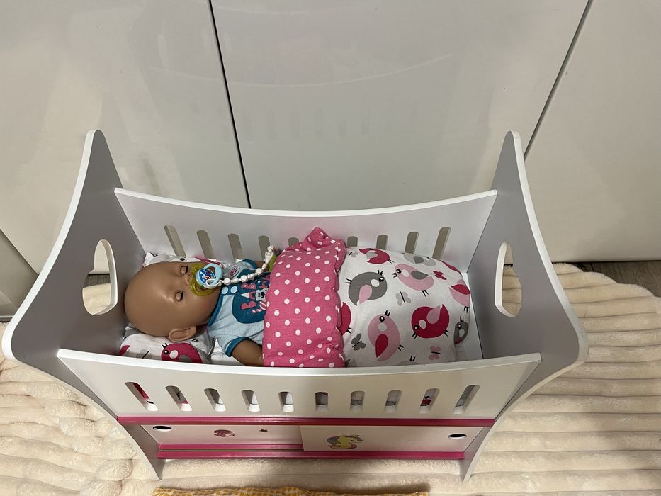 Łóżeczko dla lalek