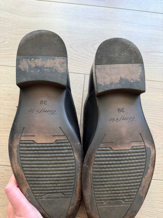 Męskie skórzane buty wizytowe rozm. 39 (26 cm)