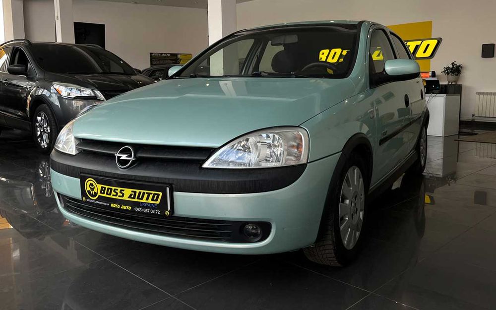 Opel Corsa 2002 рік.