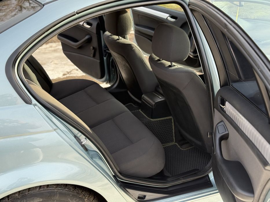 BMW 3 Series E46 у відмінному стані!