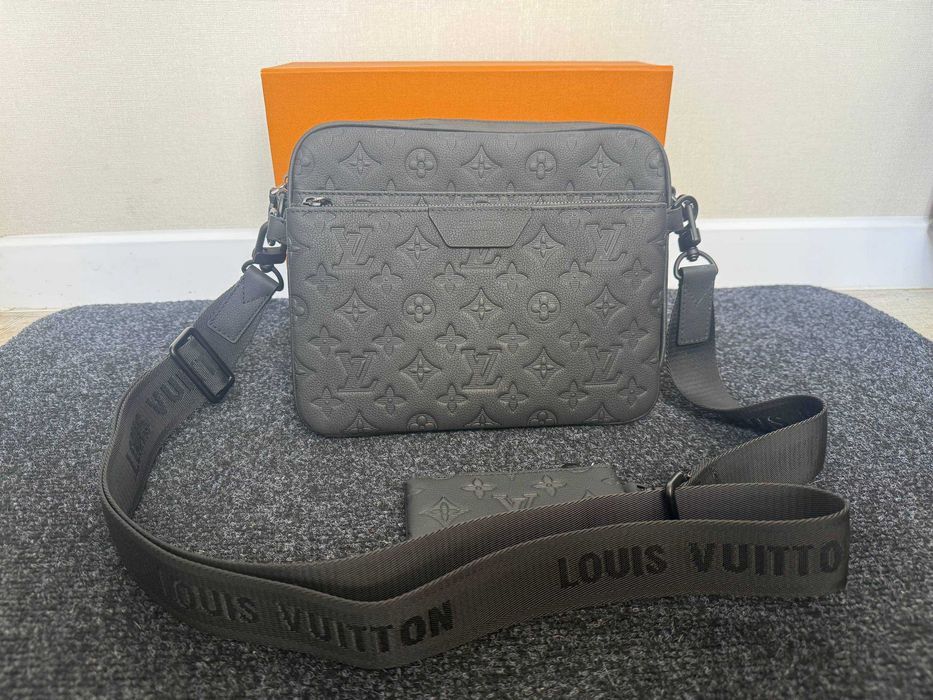 Louis Vuitton Trio Messenger (LV), Оригінал