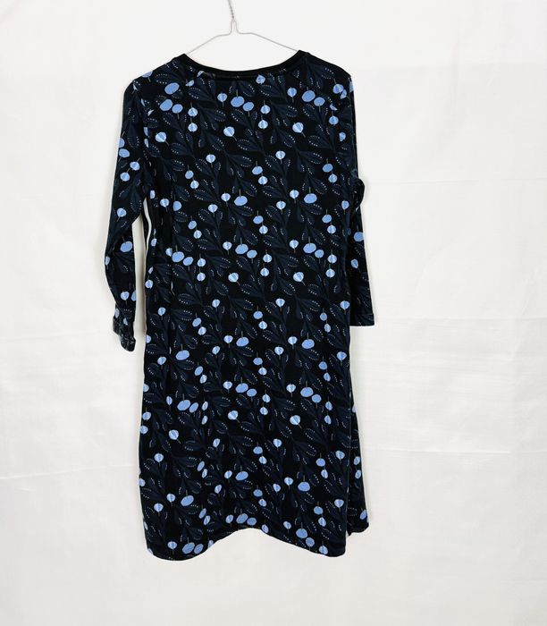 Granatowa sukienka w błękitny wzór roślinny S 36