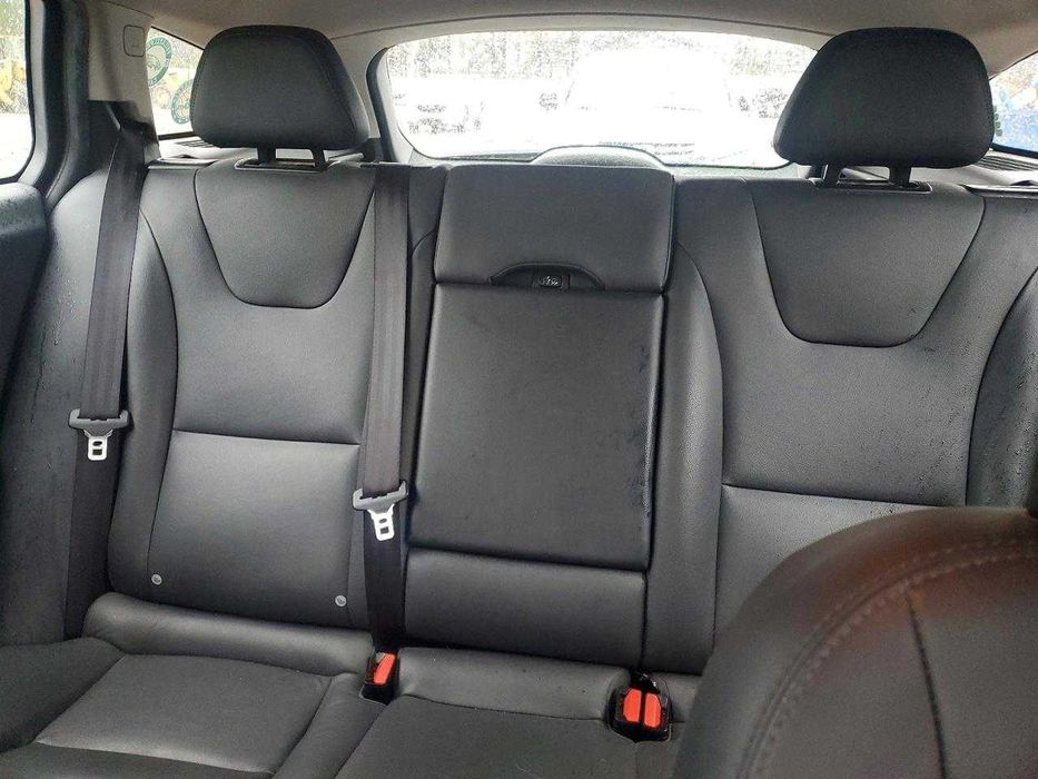 Volvo V60 Premier+ (2015)