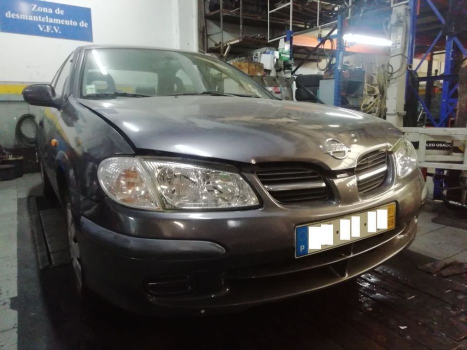 Nissan Almera 4portas n16