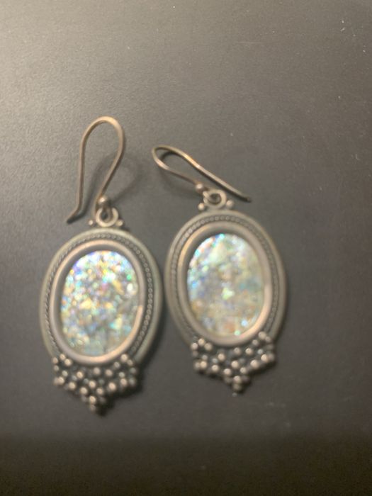 8 pares de brincos de prata