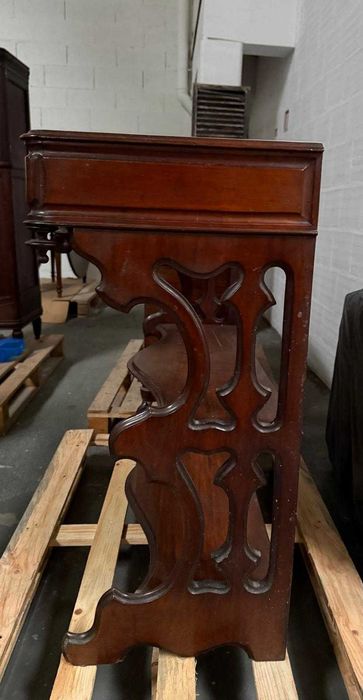 Consola antiga em mogno com tampo em mármore