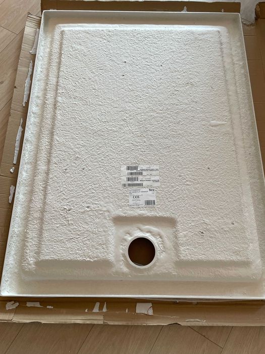 Brodzik Roca GRANADA FLAT 120x90 z syfonem – płaski i stylowy